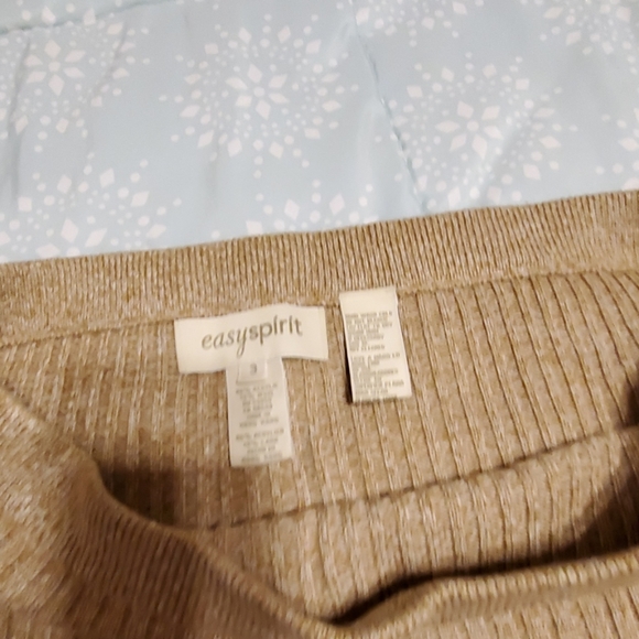 East Spirit 3-piece sweater, skirt, jacket size XL - Picture 4 of 8